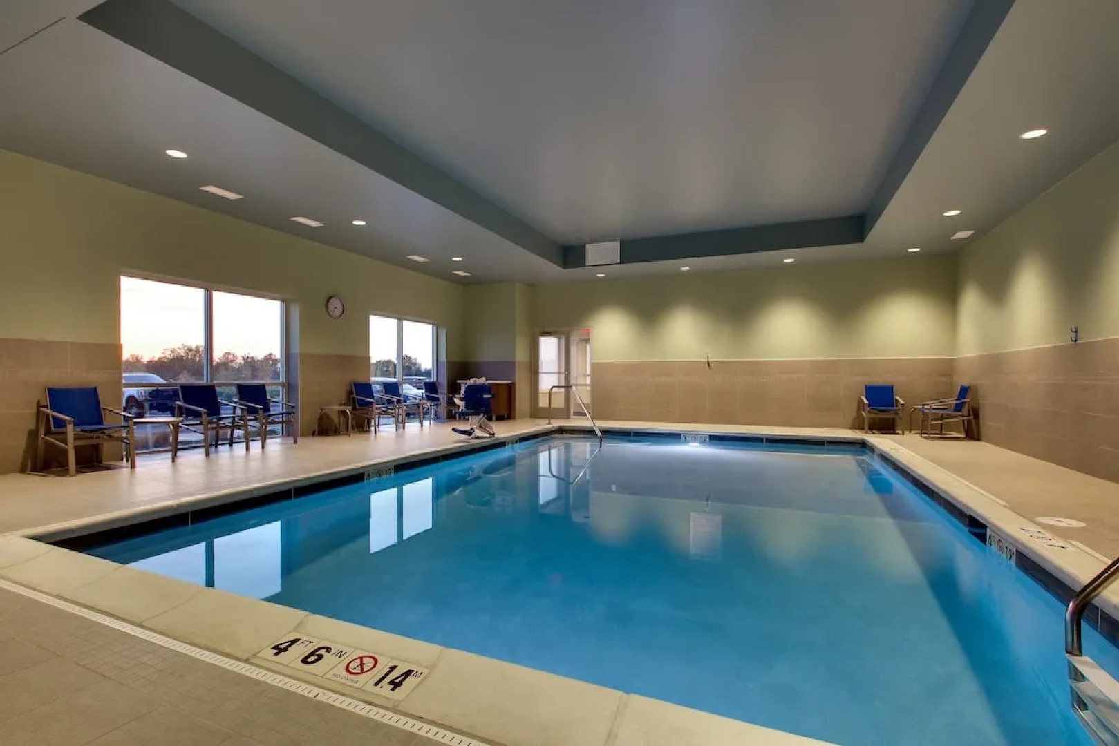 Holiday Inn Express & Suites Findlay North