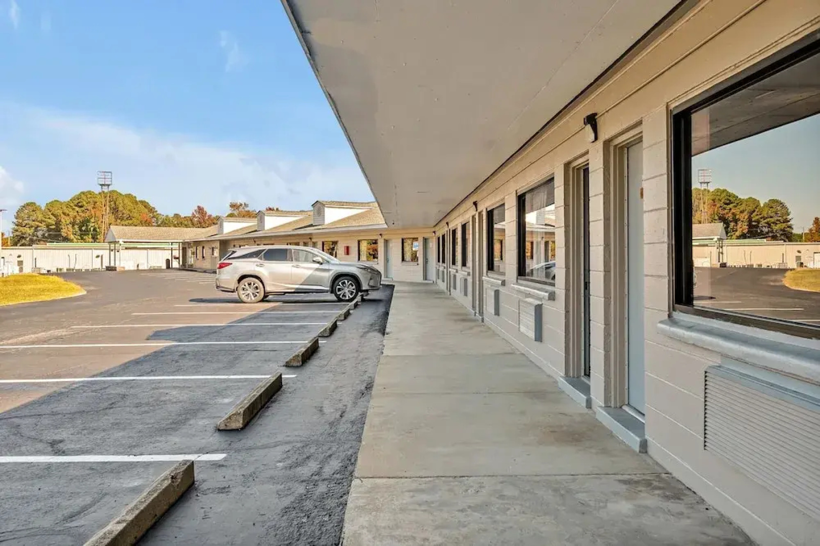 Travelers Inn