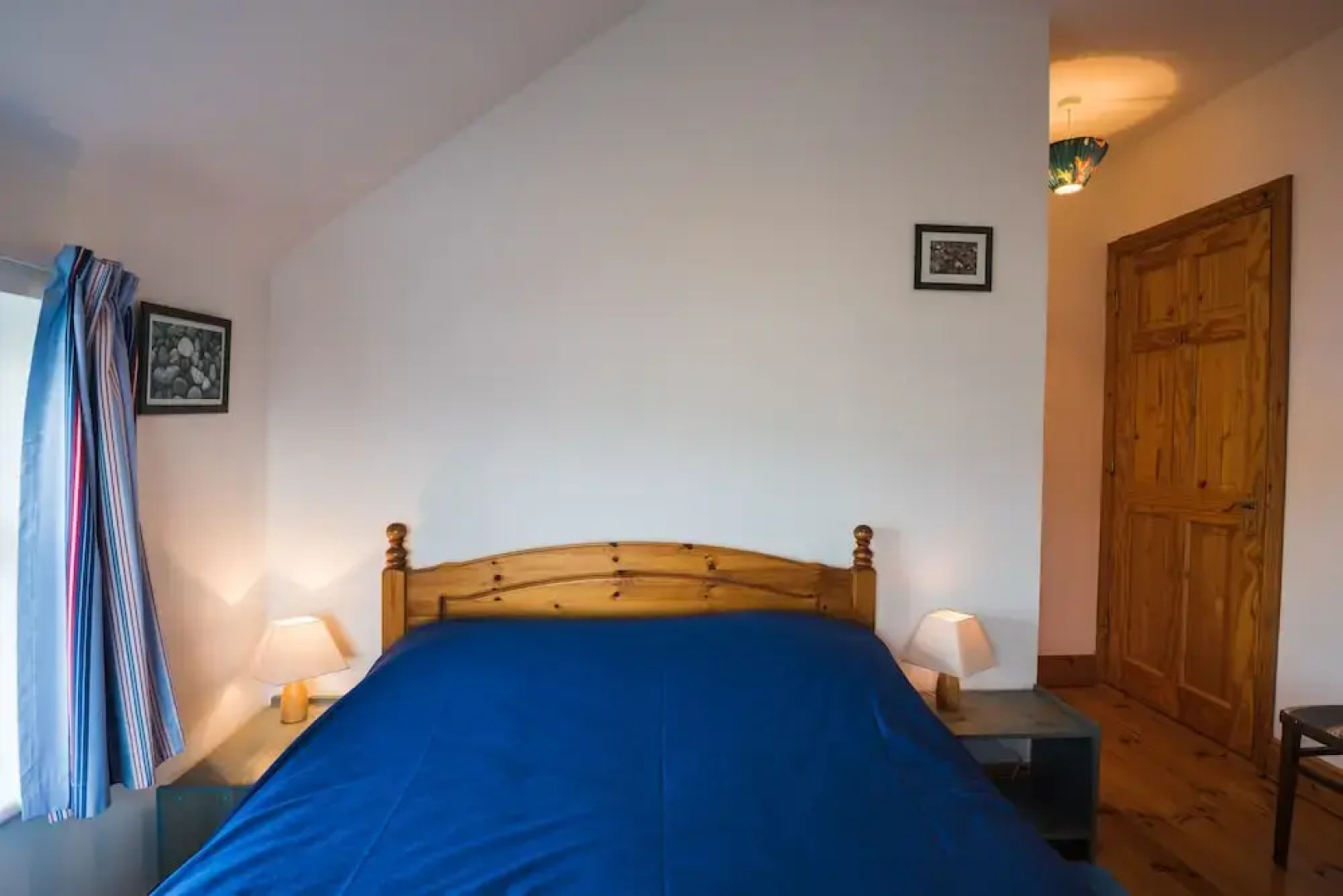 Dunfanaghy - Sea Views- in Village - Parking