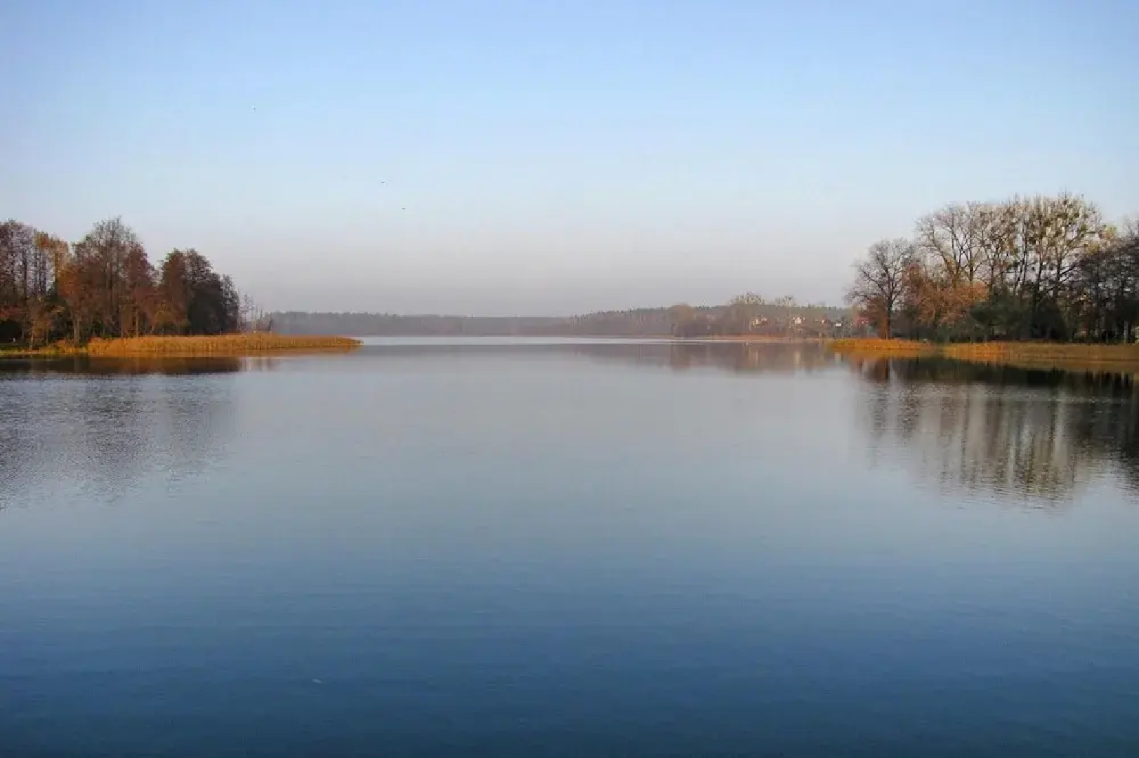 Apartment Right on the Lake, Ryn