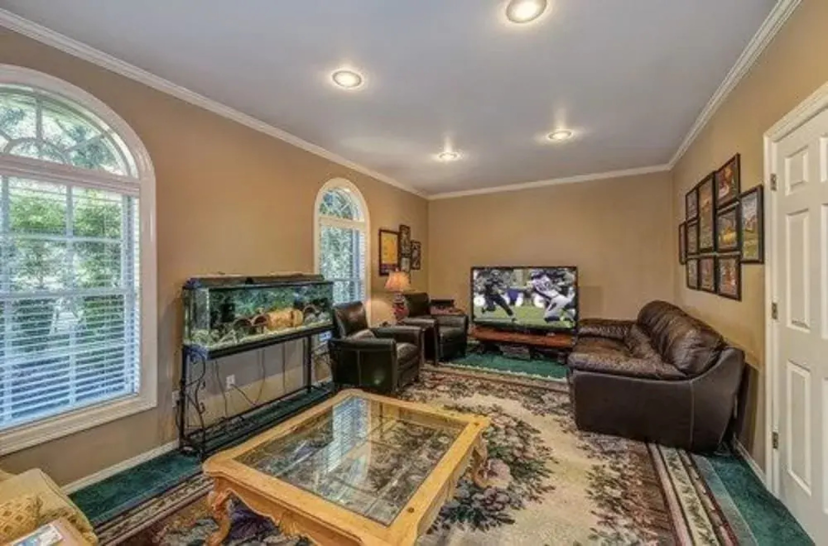 Sea Mist Waterfront Inn