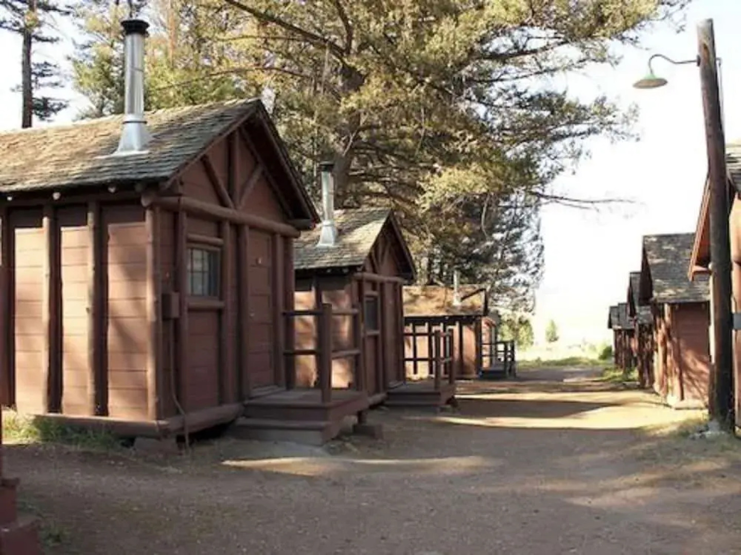 Roosevelt Lodge & Cabins