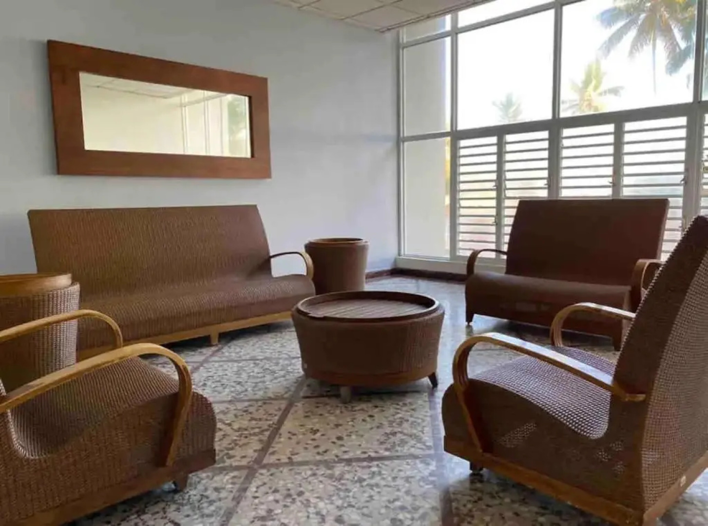 KASA Brisa Marina - 1 bed 1 bath for 2 OCEAN VIEW BALCONY BEACHFRONT CONDO POOL