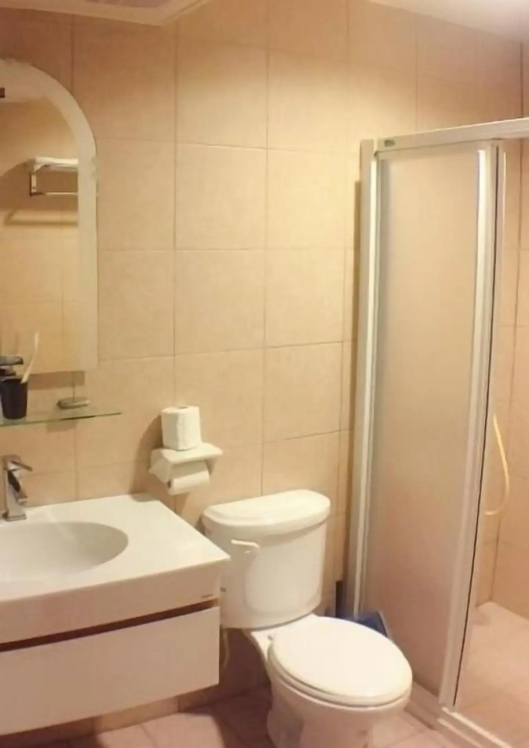 Longmen Inn Bed and Breakfast