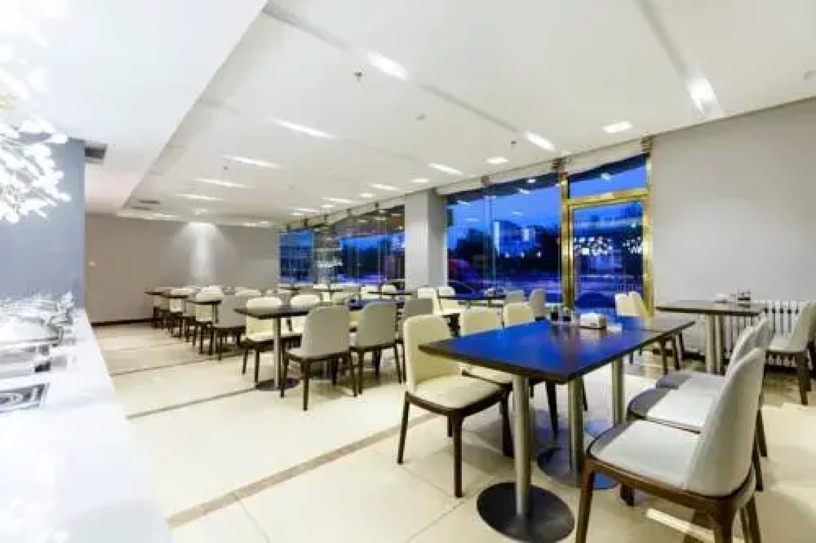 Jinyi Chain Hotel Hohhot Zhandong Road Moore City