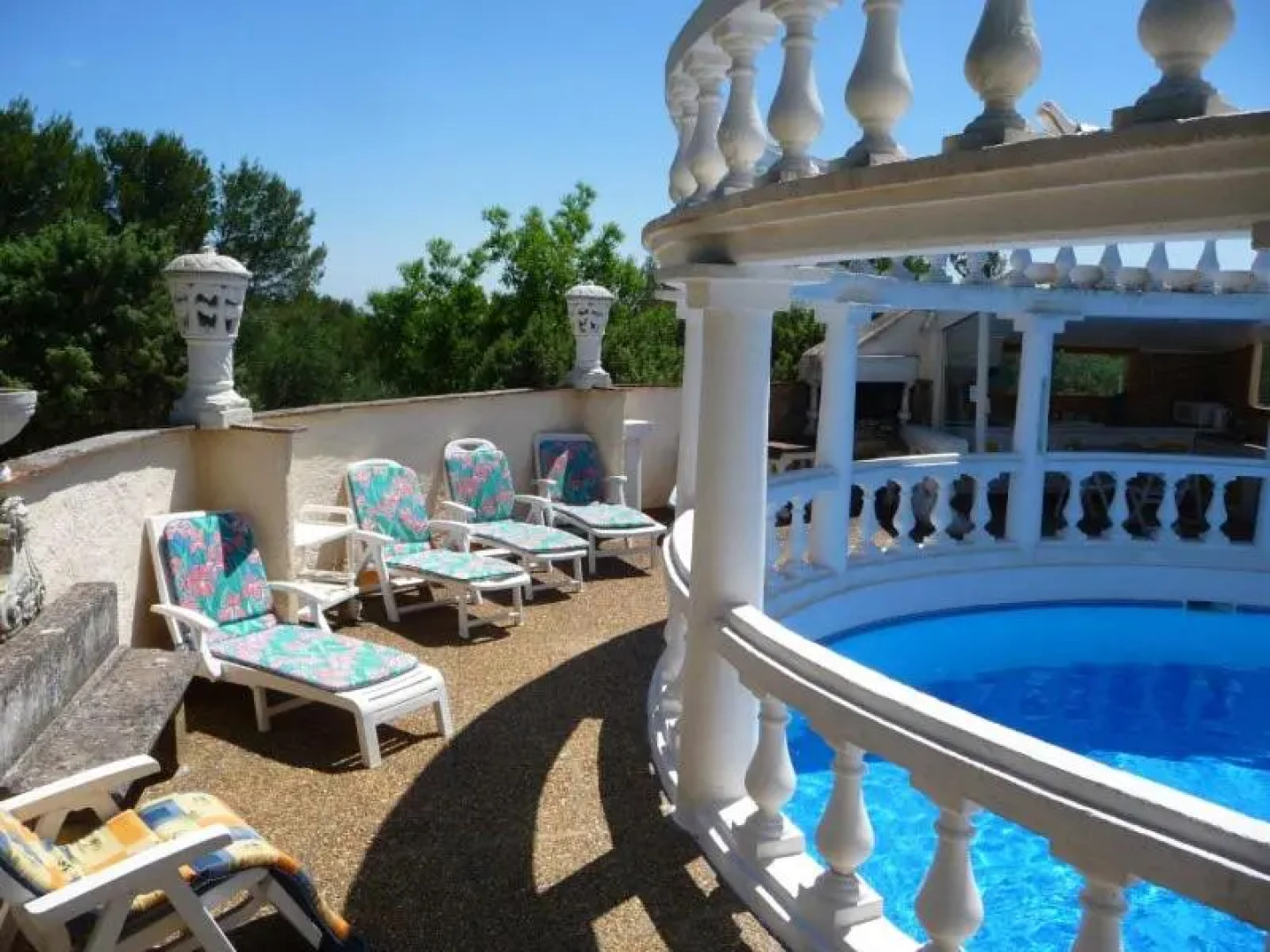 Villa with Pool in Provence -Villa Romantique Sleeps Up To 12+4 in Optional Gite