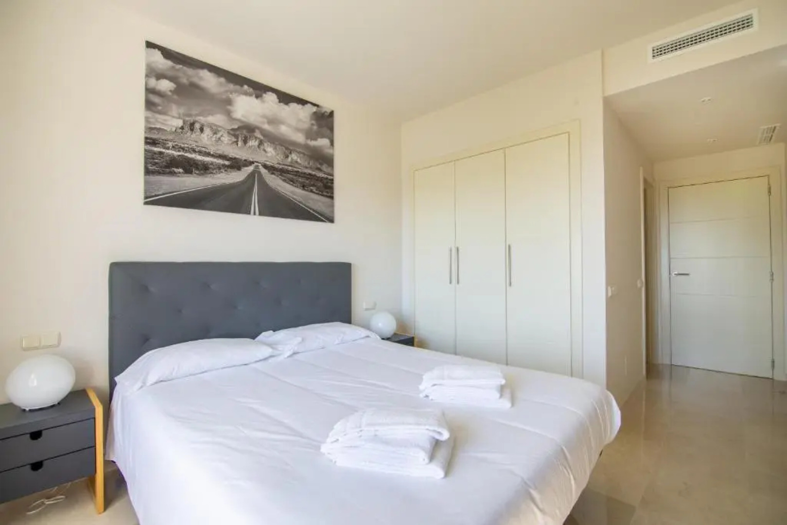 2237-Modern apt with private beach