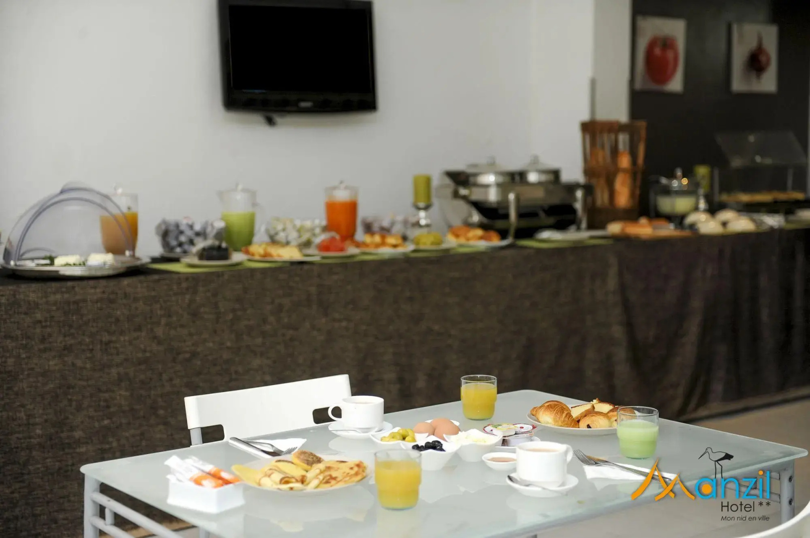 Manzil Hotel