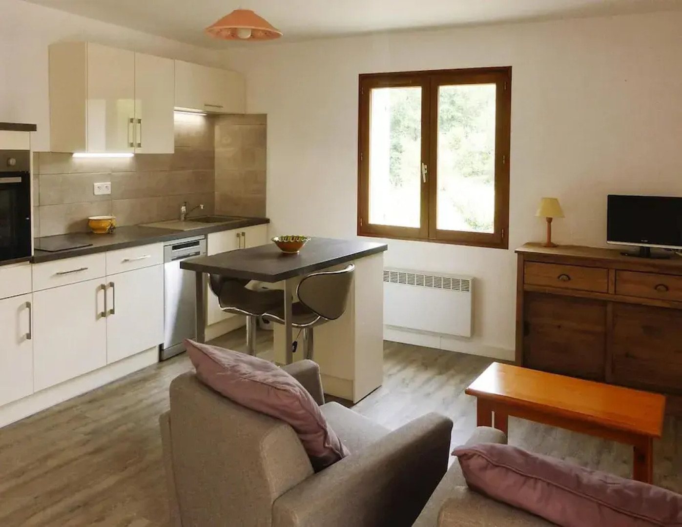 Malaucene Garden Apartment Stay