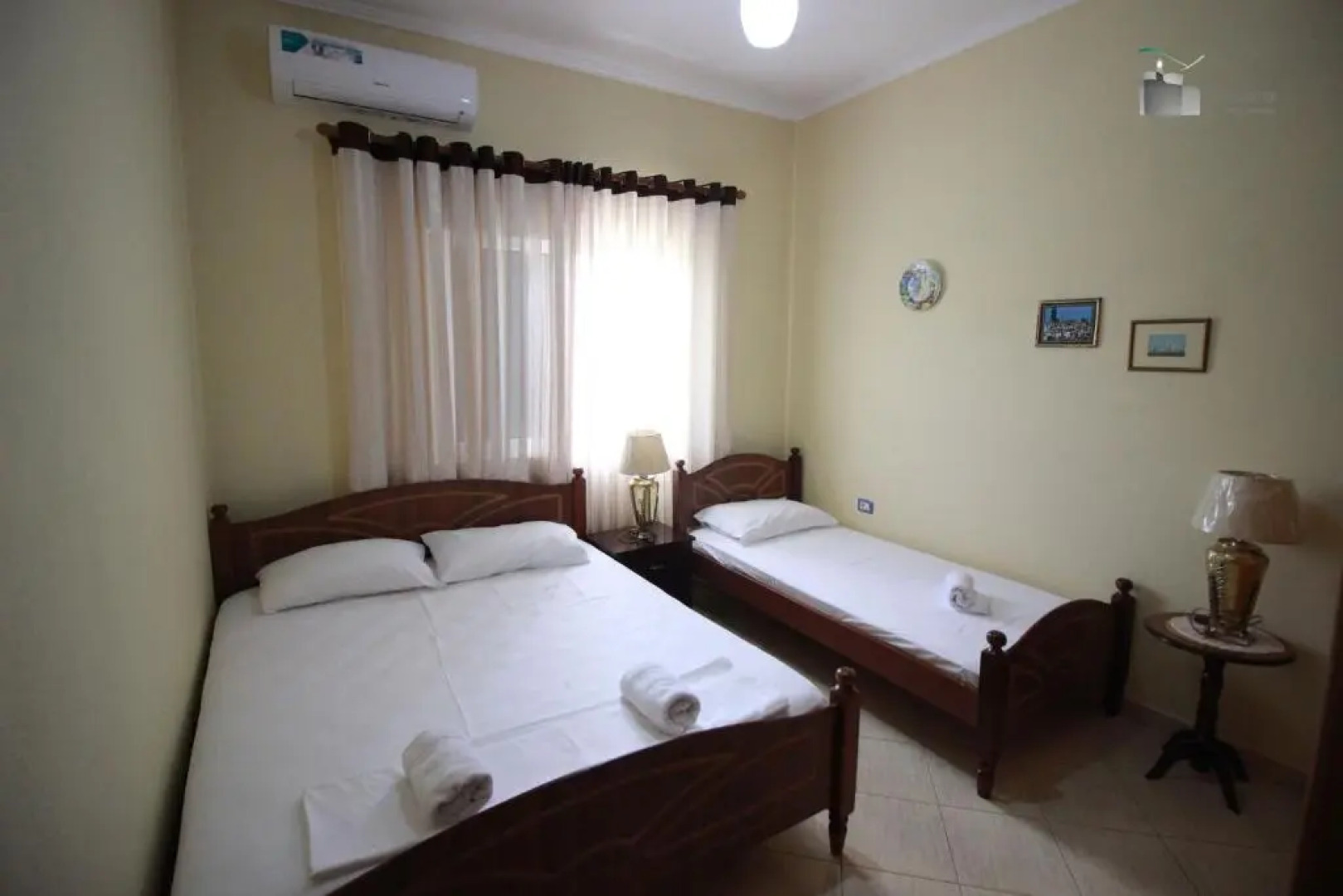 Honey-House “Kastrioti”