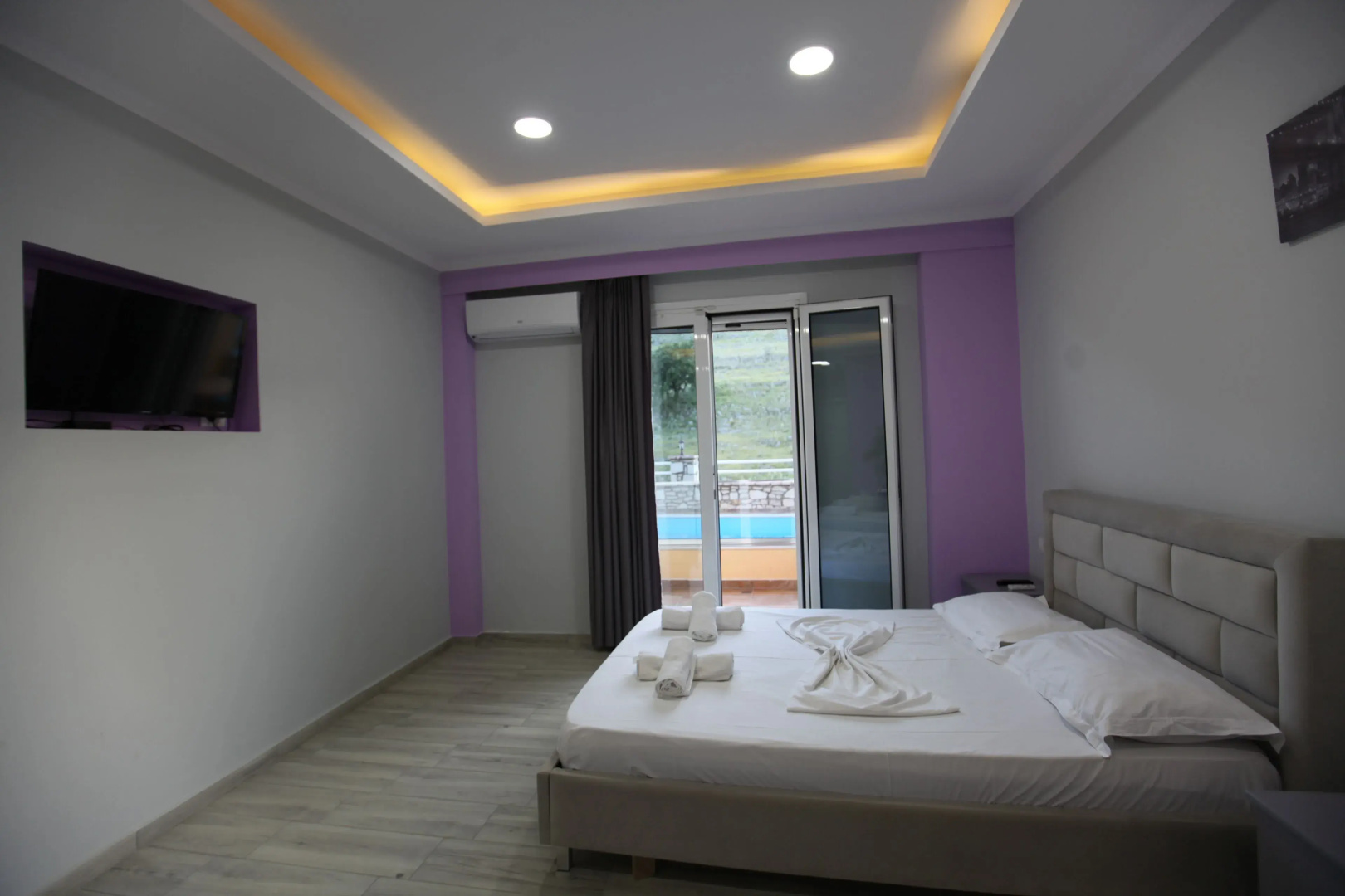 Karos Hotel Llaman