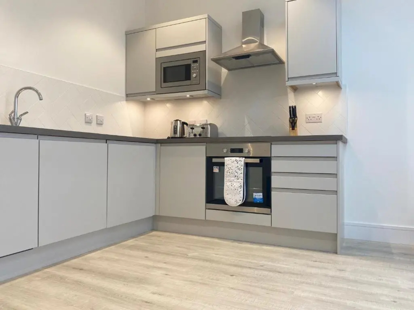 Fleet Heights Apartment Five