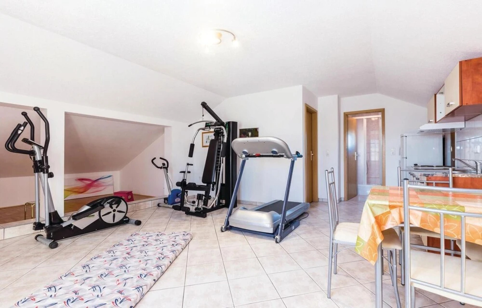 Amazing Home in Novi Vinodolski With Wifi and 5 Bedrooms