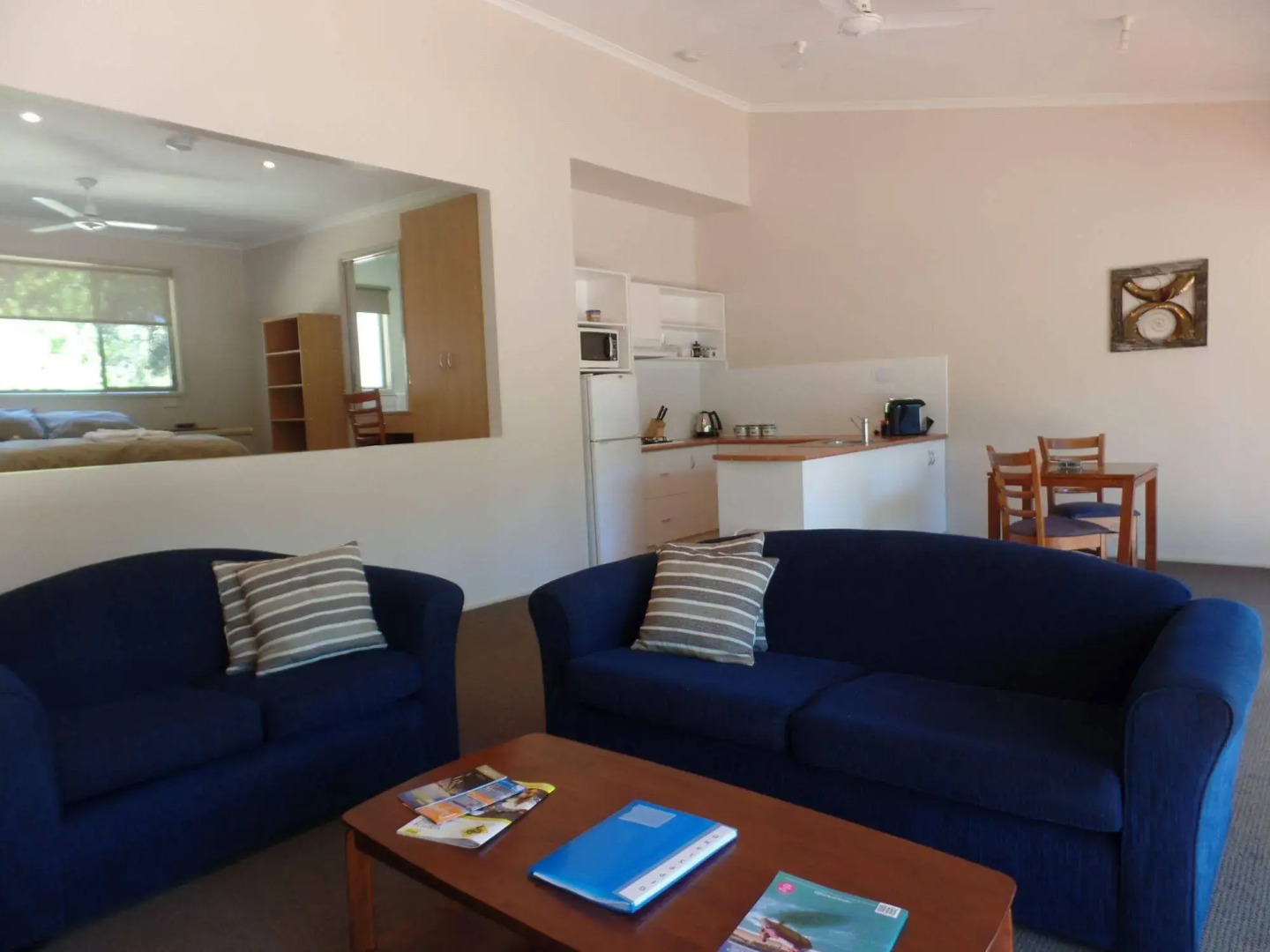 Waterfront Retreat At Wattle Point