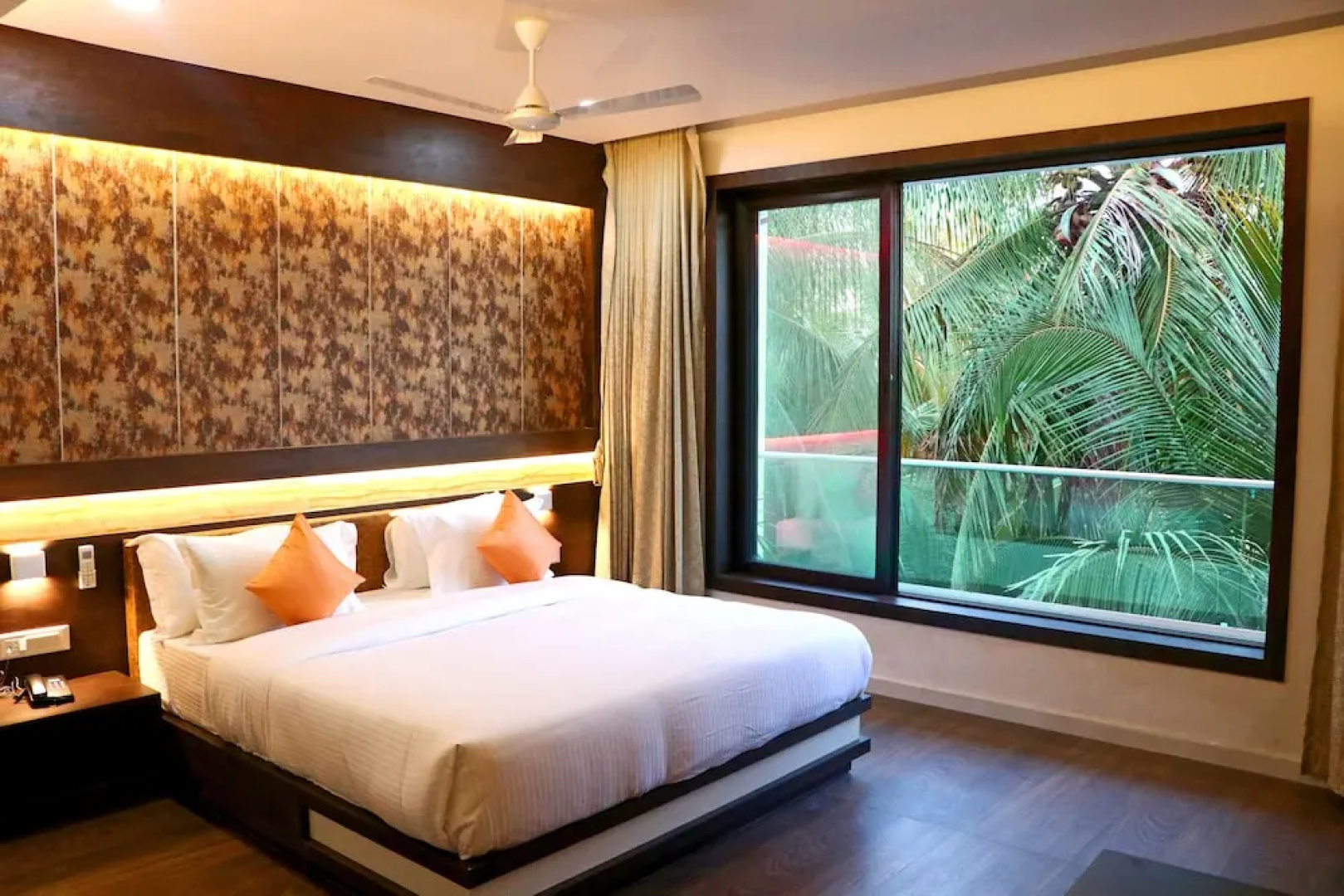 The Grand Astoria Somnath