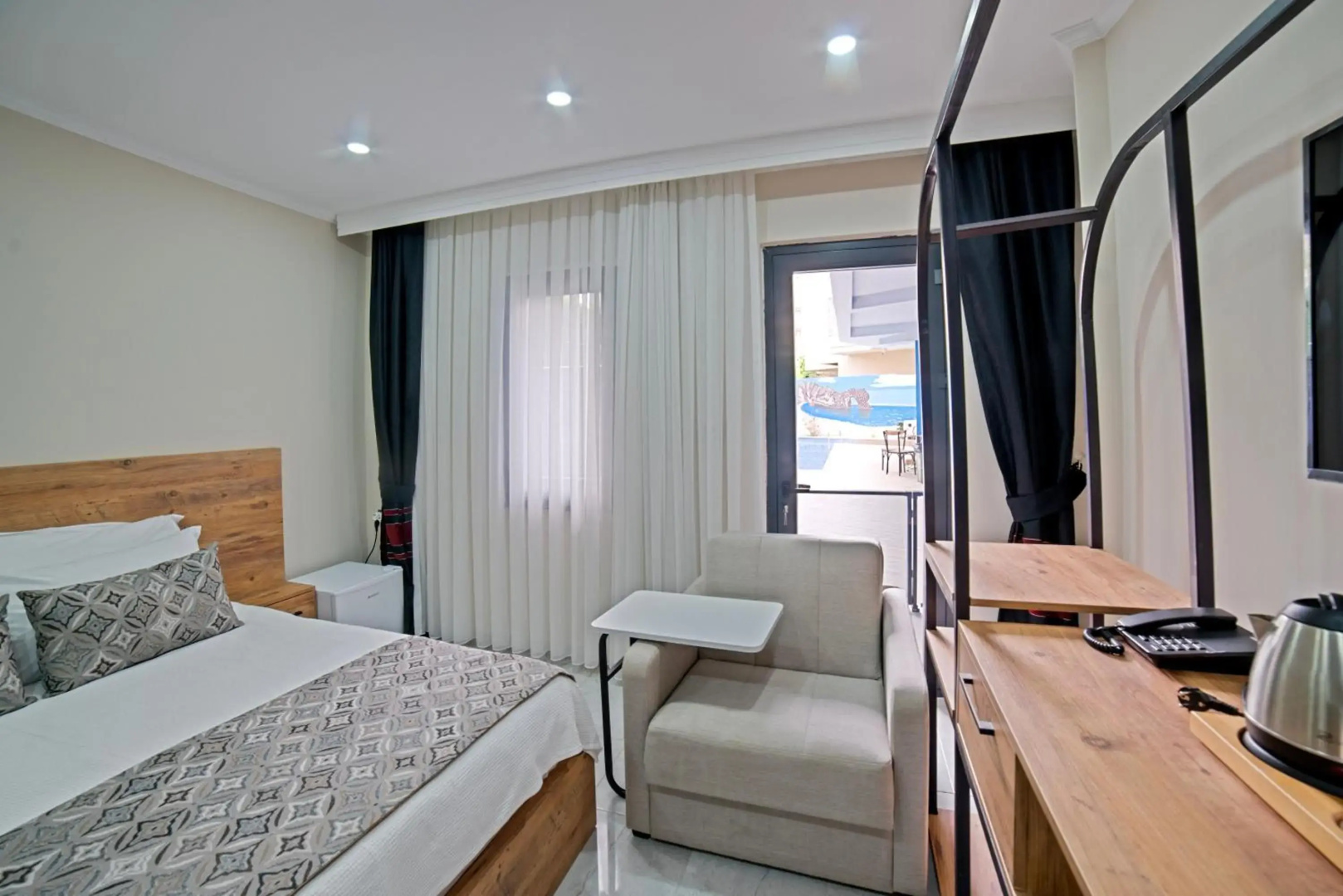 City Moonlight Apart Hotel
