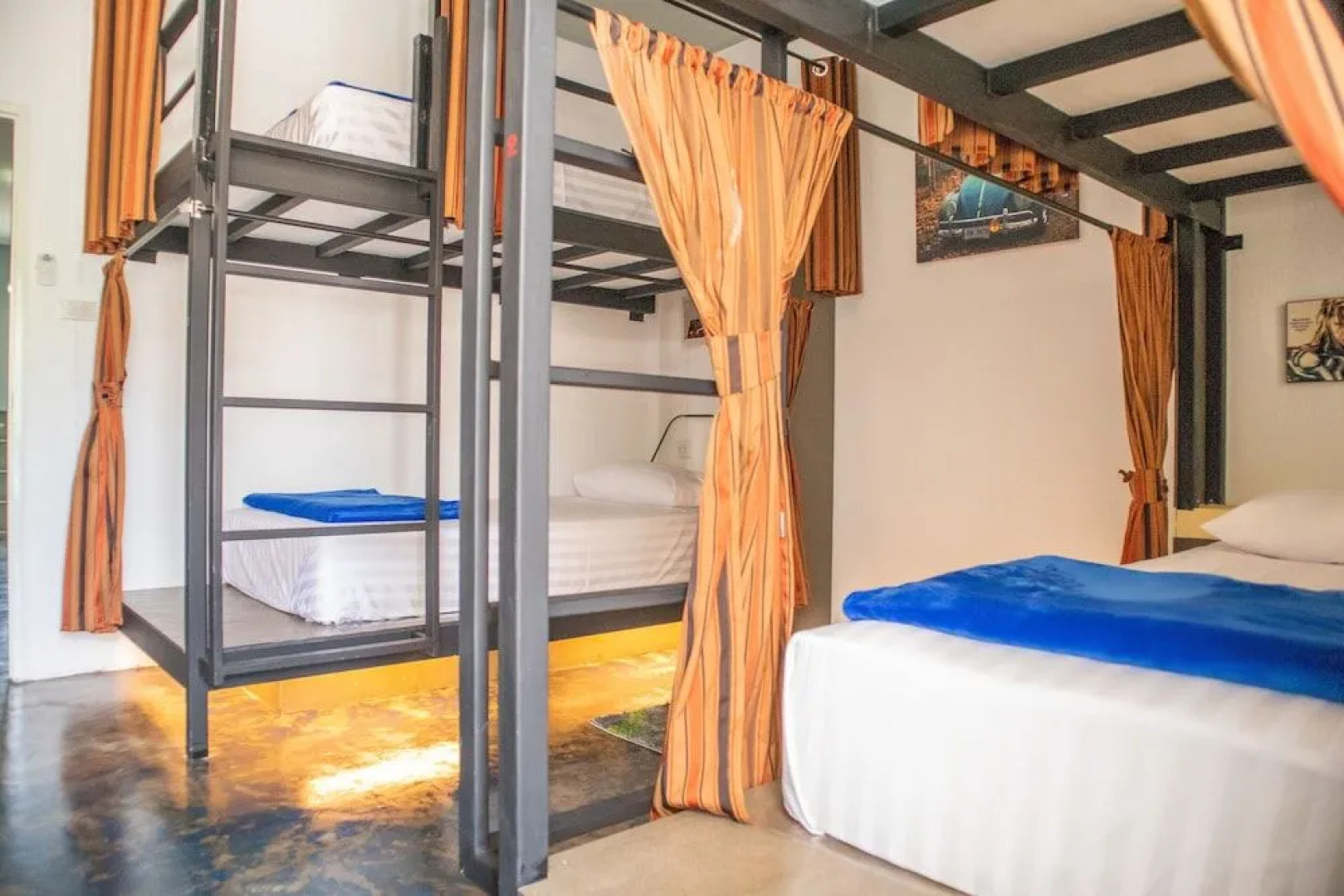 OYO 617 Tira Hostel chalong Phuket