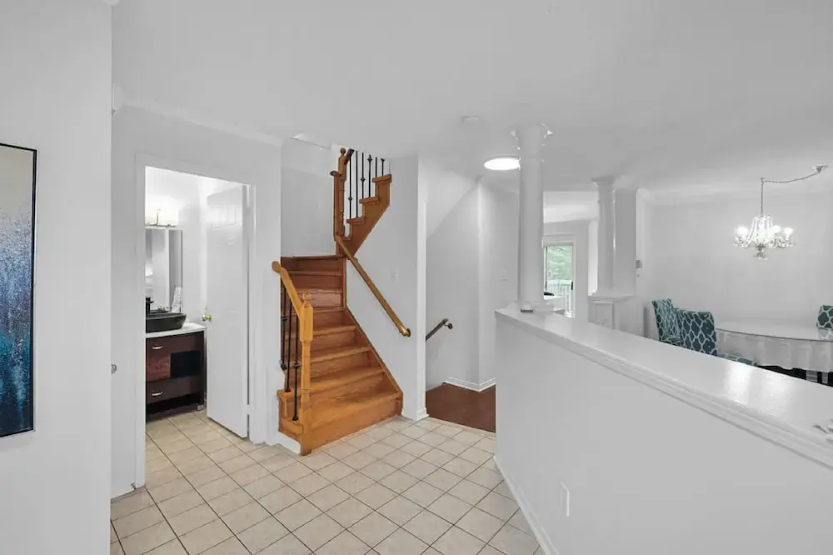 Newly Renovated 3BR in Whitby Family-friendly