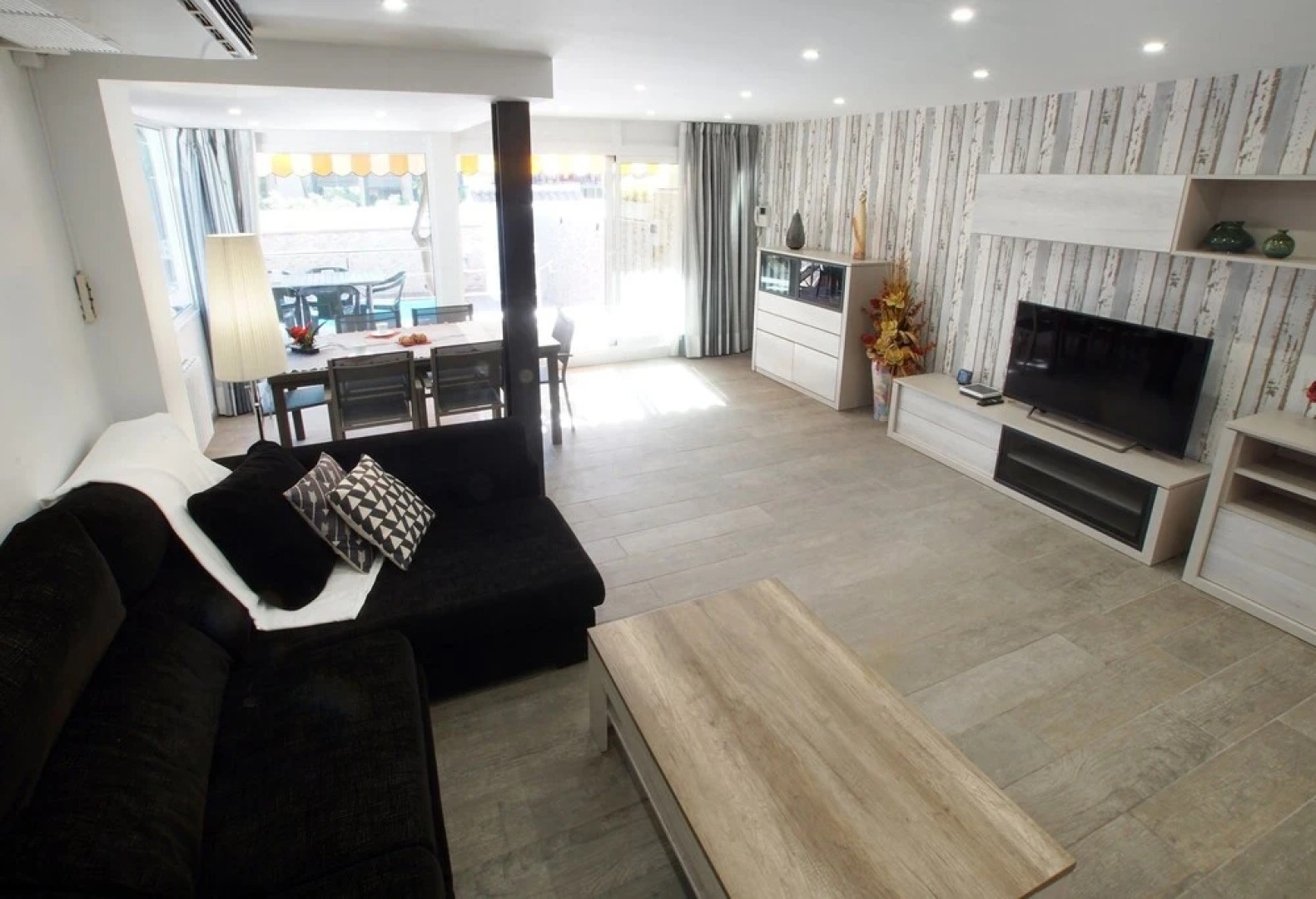 Mayflower Be my Guest Castelldefels