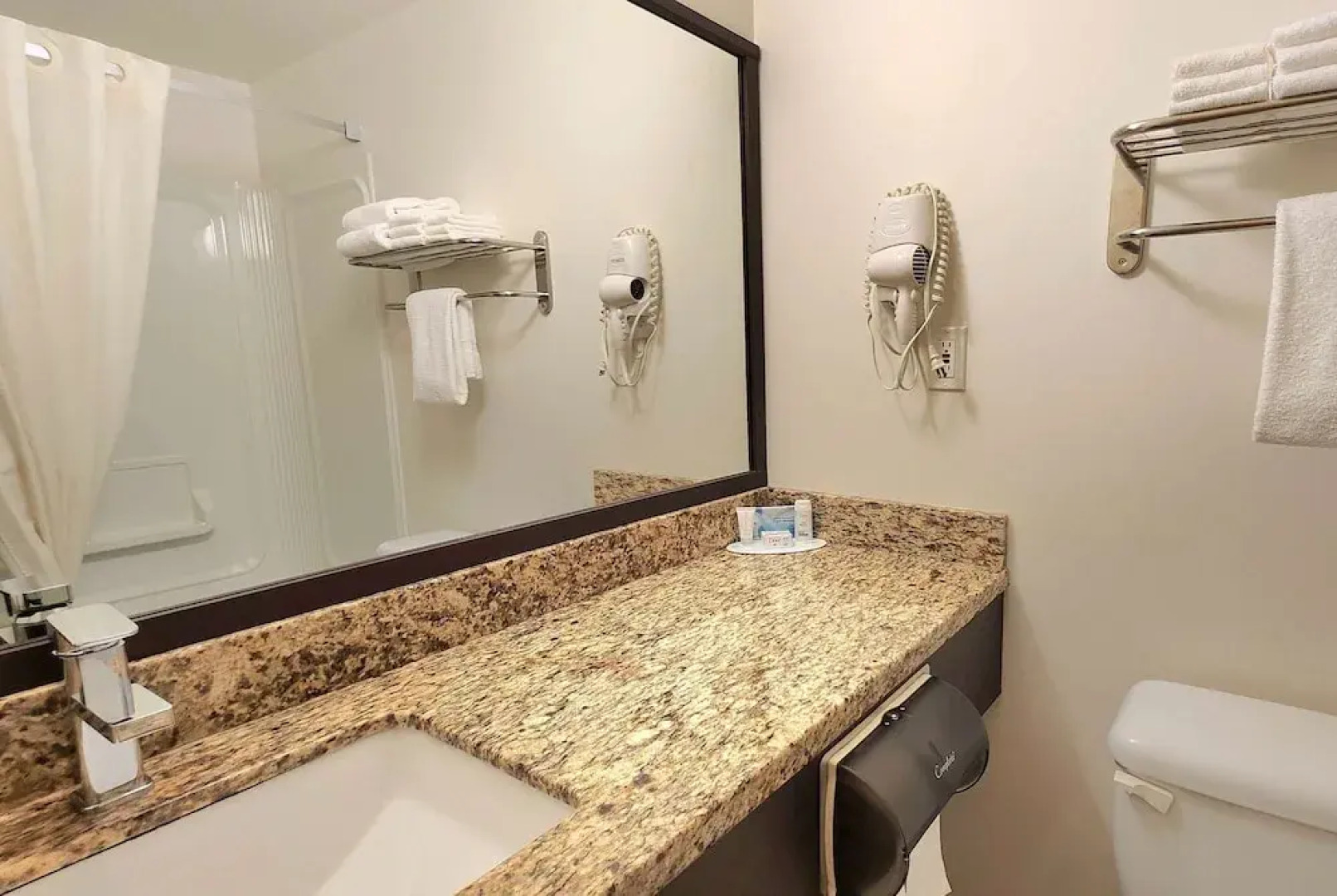 Super 8 Portage La Prairie MB