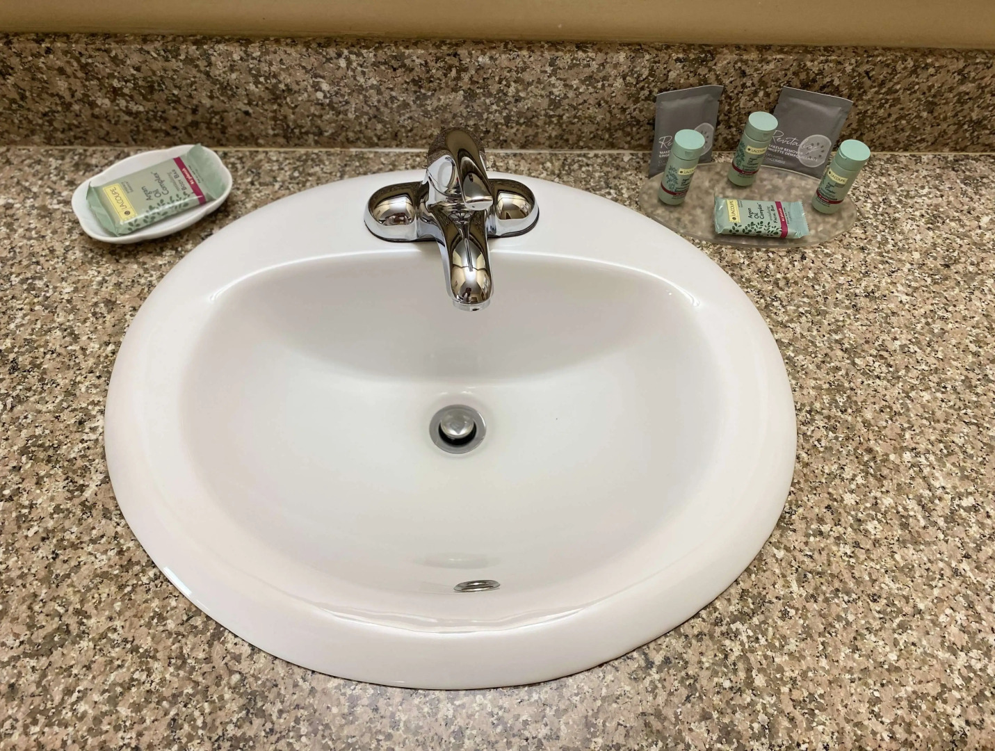 Best Western Manhattan Inn