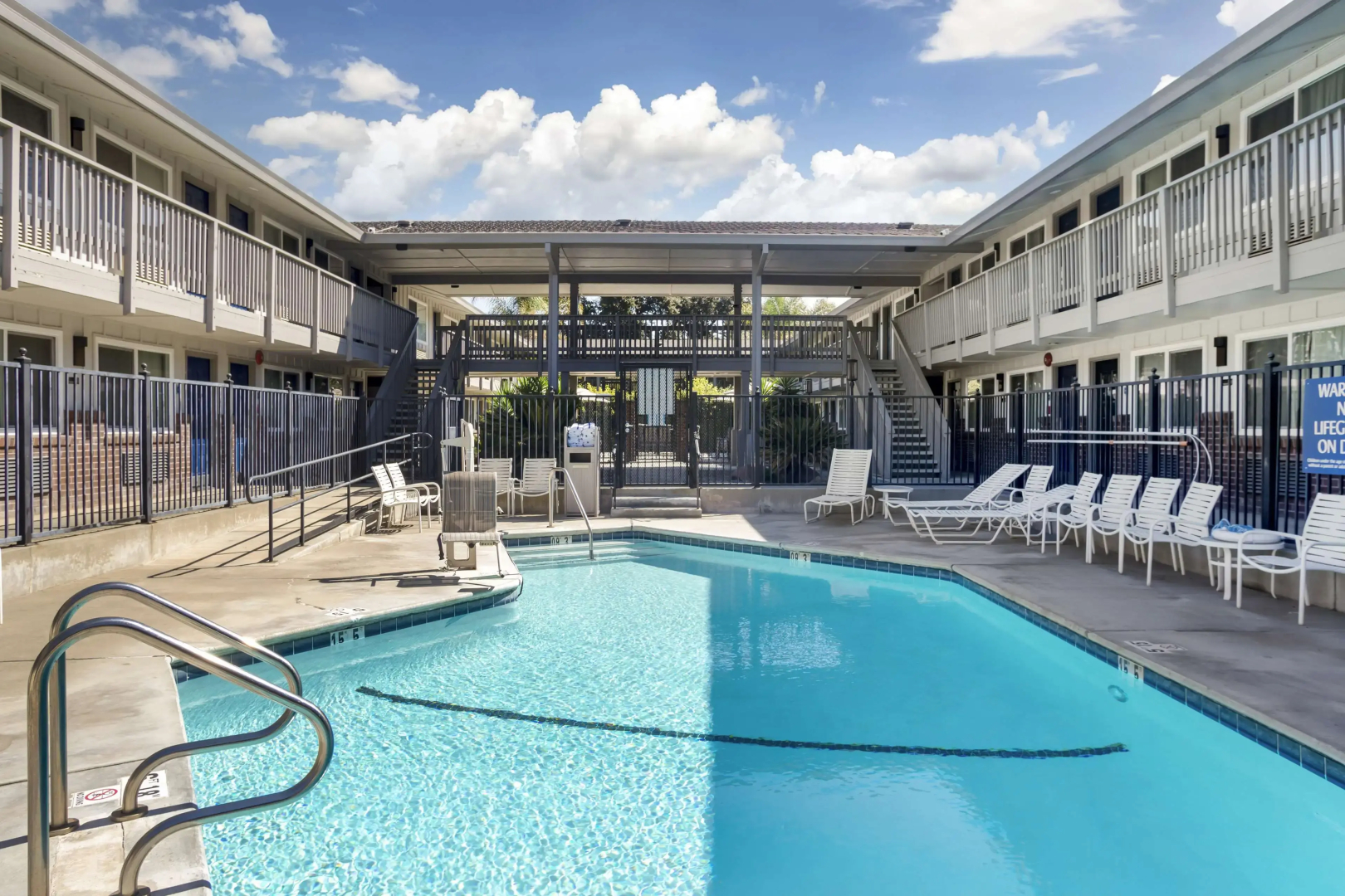 Best Western Shadow Inn