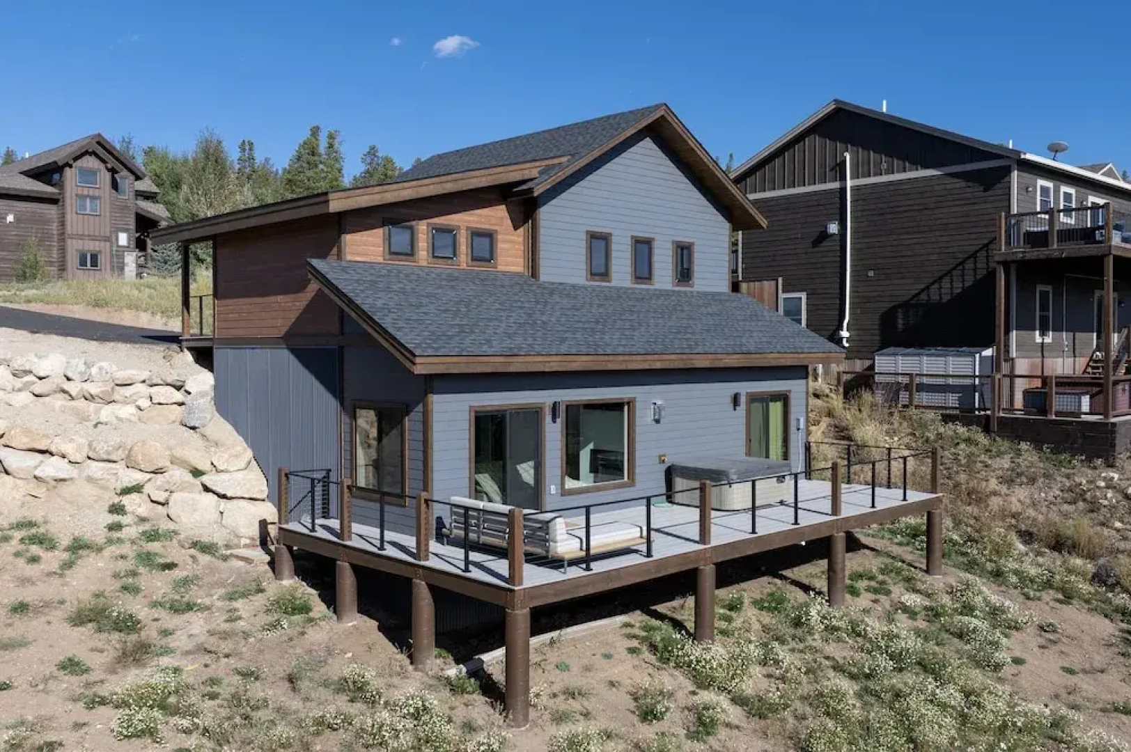 Scenic Perch 2 Bedroom Home