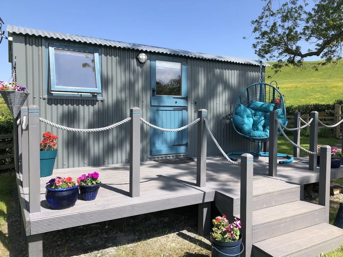 The Peacock Shepherds Hut at Hafoty Boeth