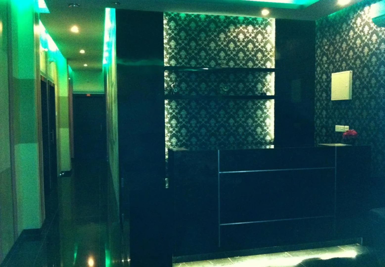 NIDA Rooms Nagoya Seraya Mas