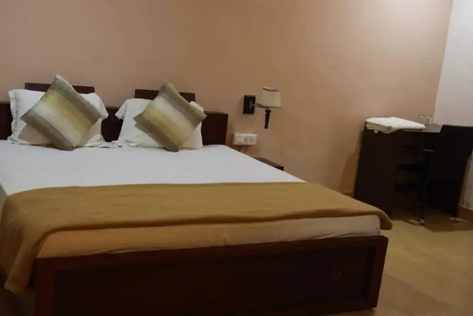 Shri Krishna Jungle Resort