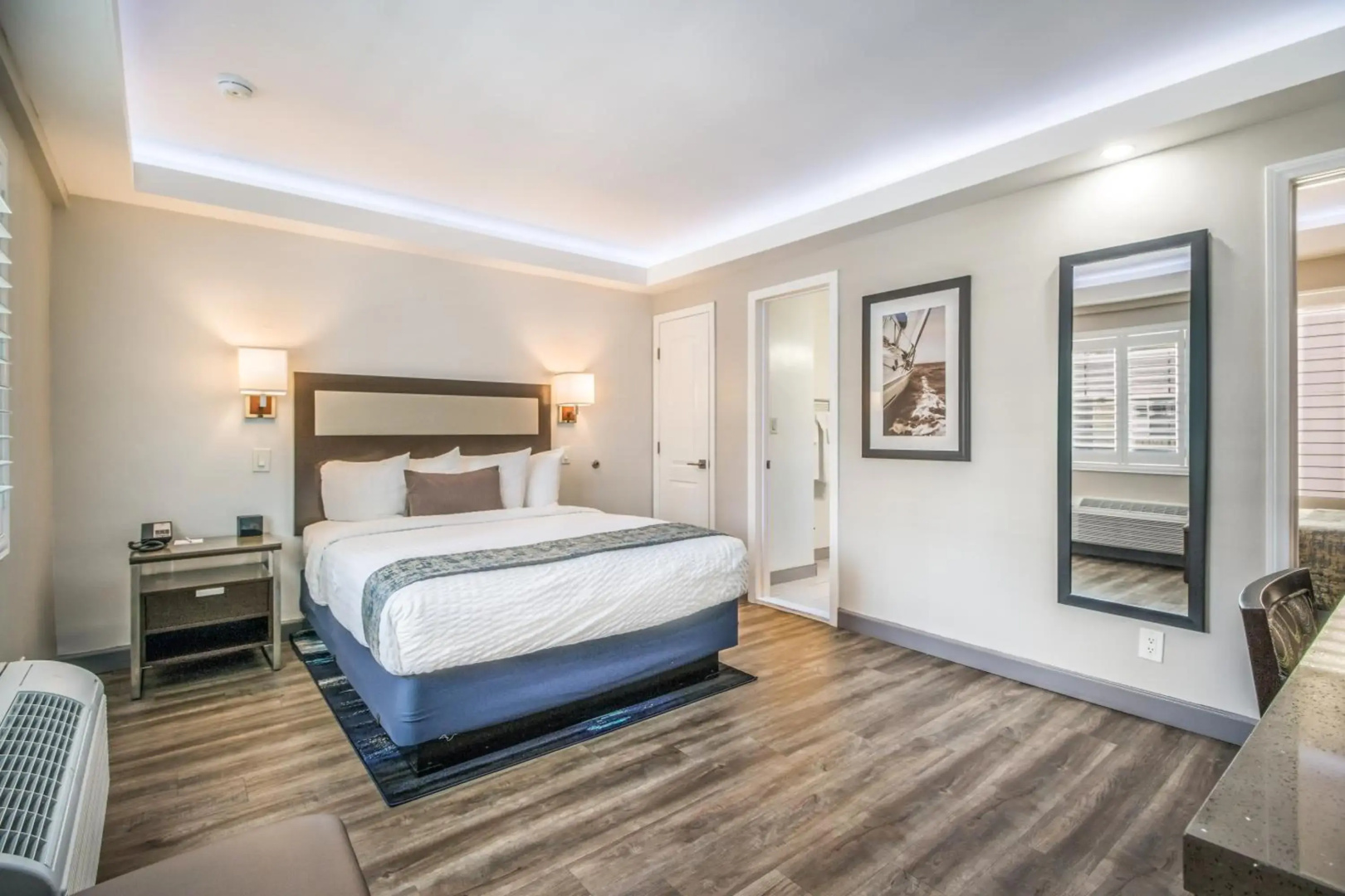 Inn at 50 at Long Beach Convention Center