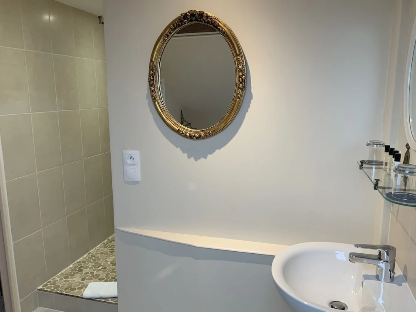 Victoria Arromanches B&B