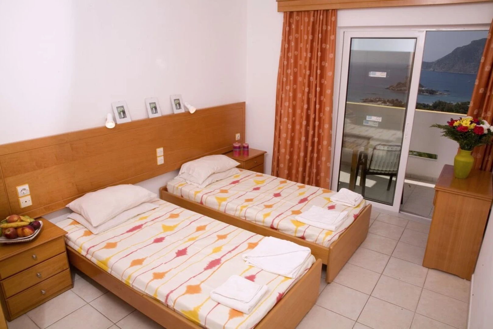 Hotel Pantheon, Kefalos
