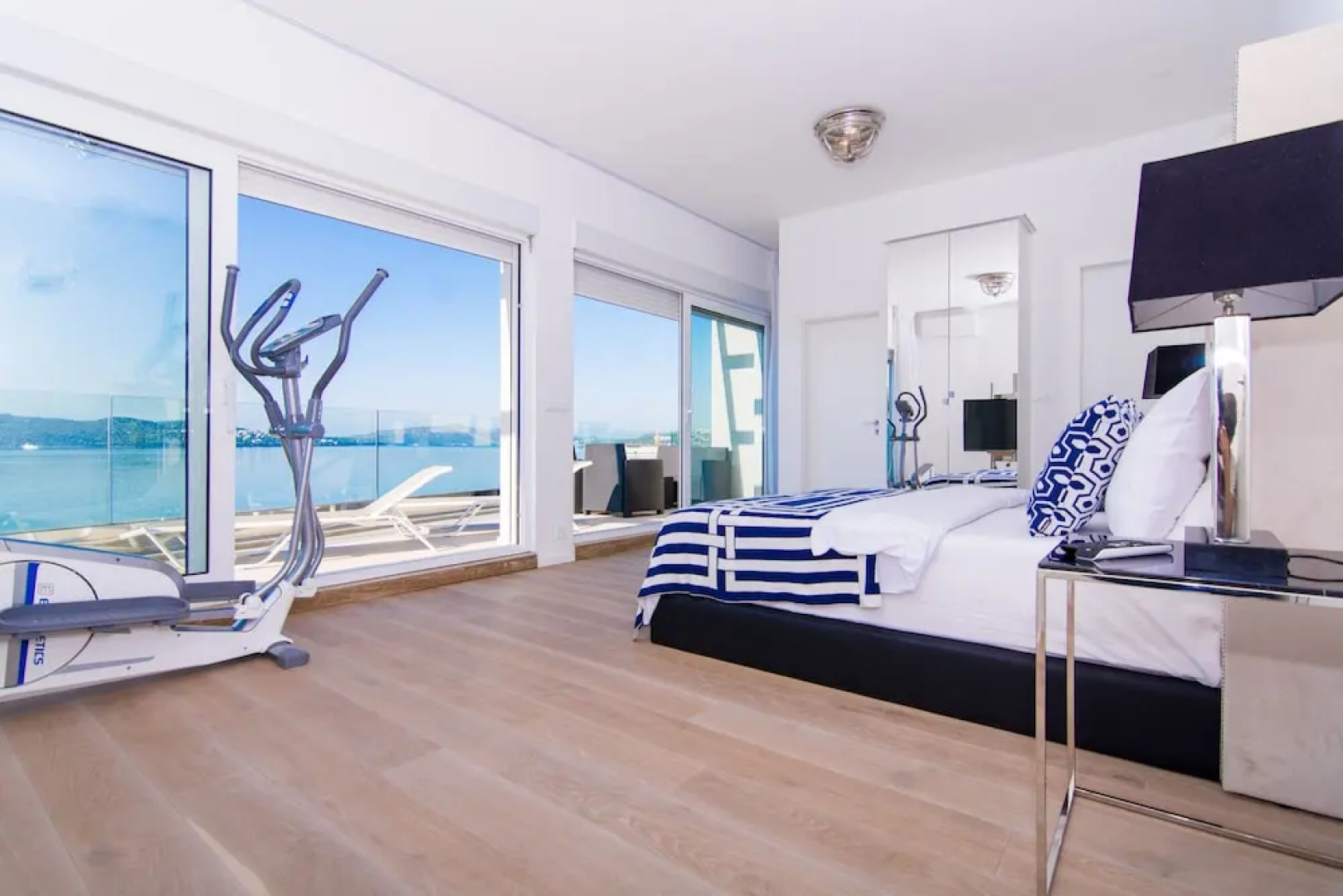 Livingstone Beach House