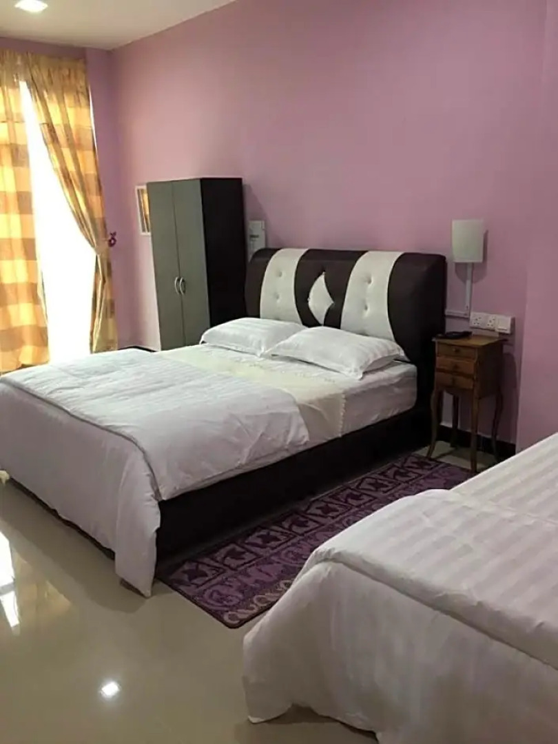 Paka Tamim Seaview Hotel