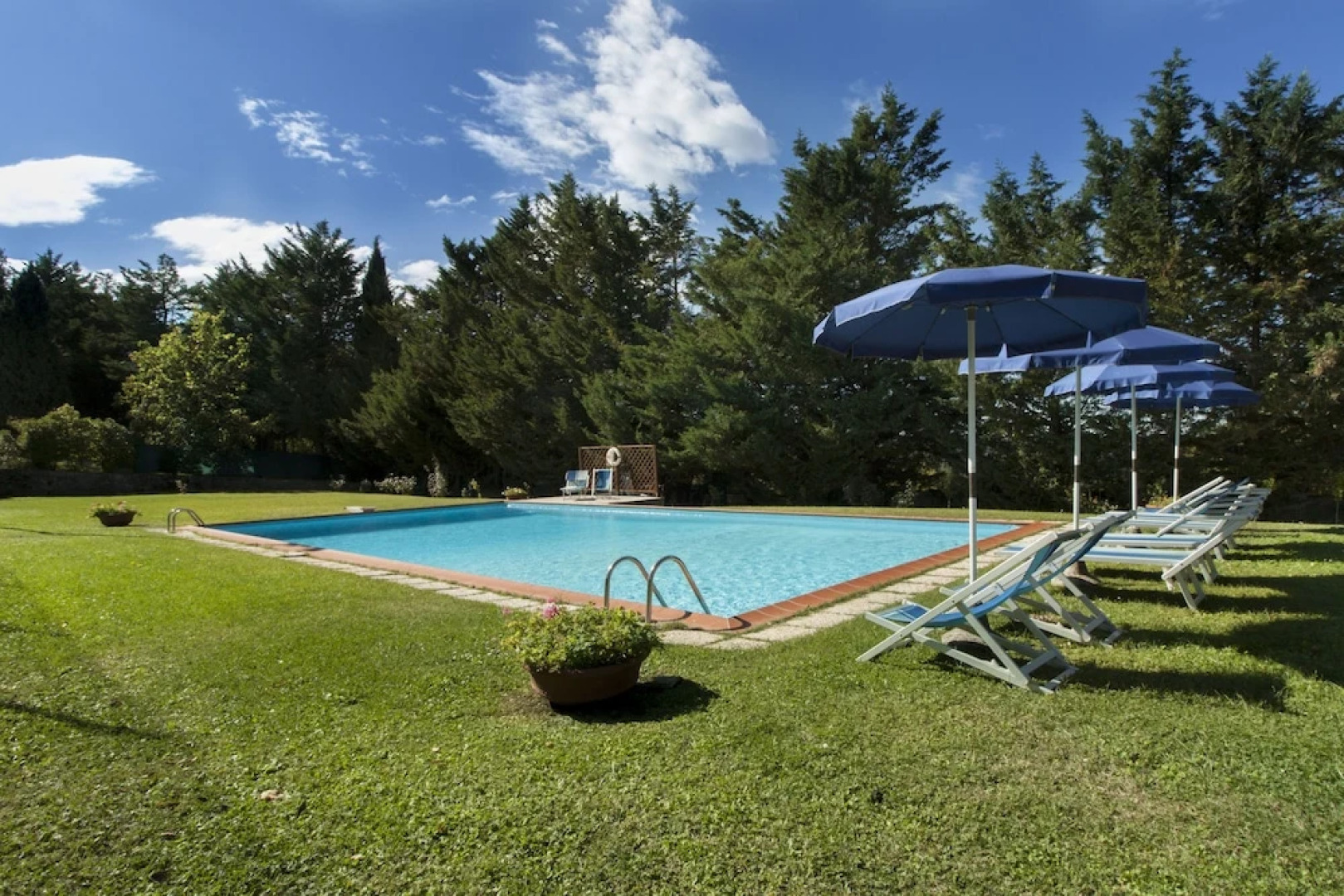 Villa Laura - Fattoria di Larniano