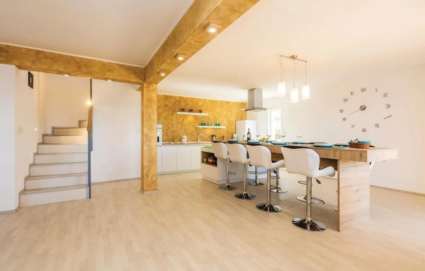 Nice Home in Lukovo with Hot Tub, WiFi & 4 Bedrooms