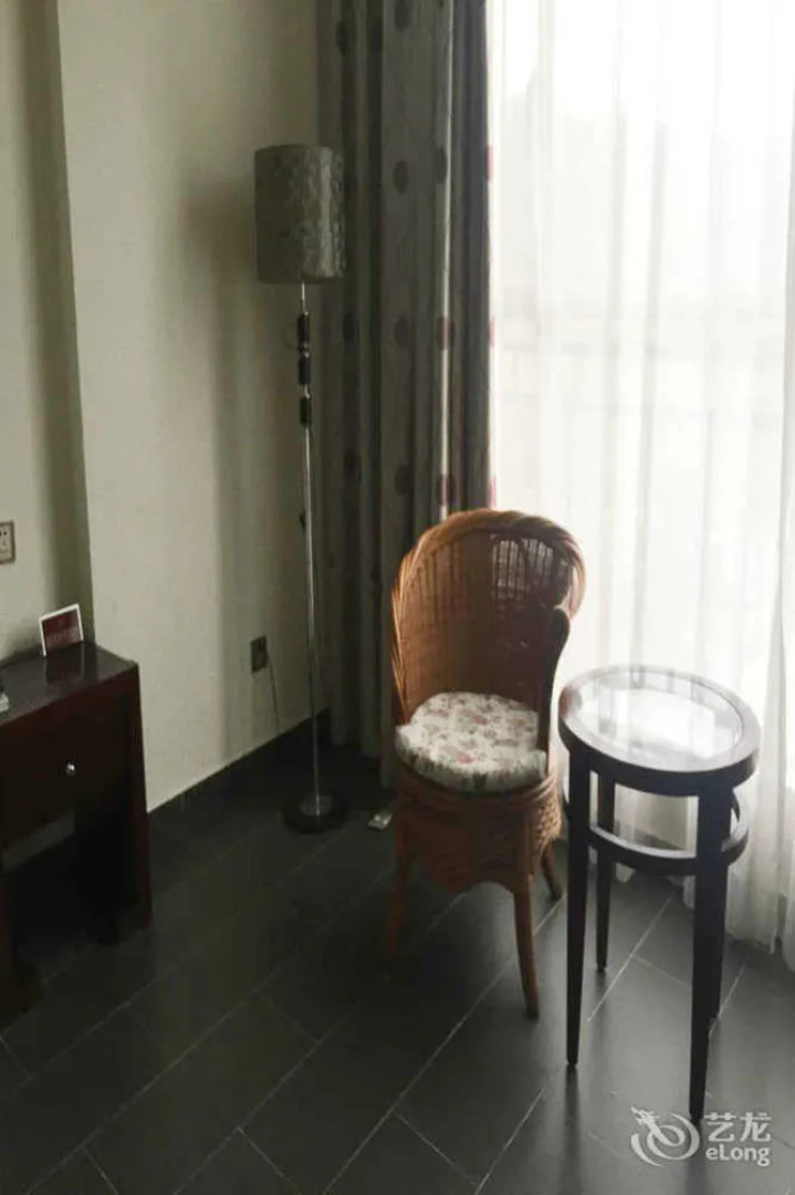 Yading Shanhui Holiday Hotel - Huizhou
