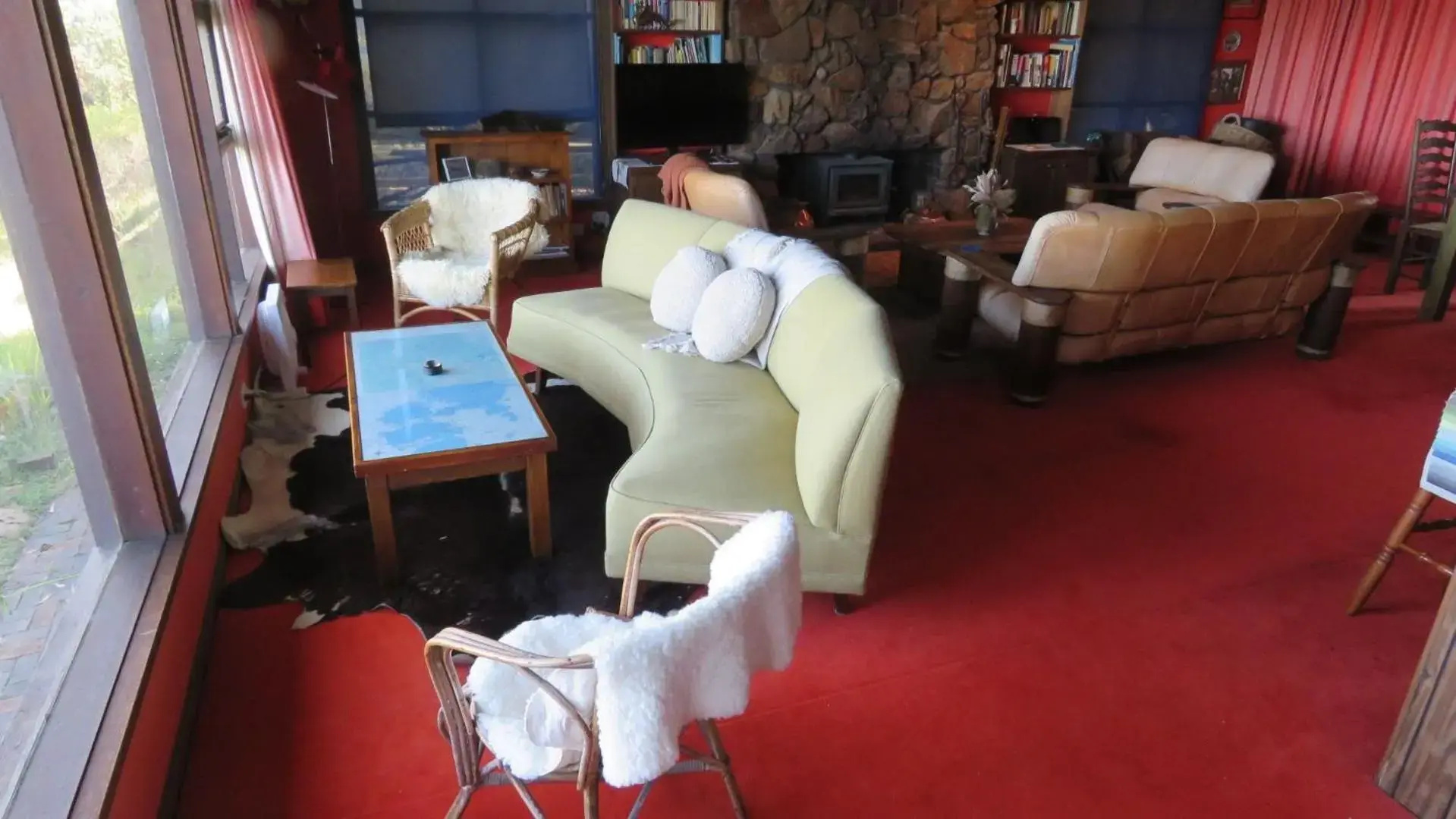 Moonya Lodge