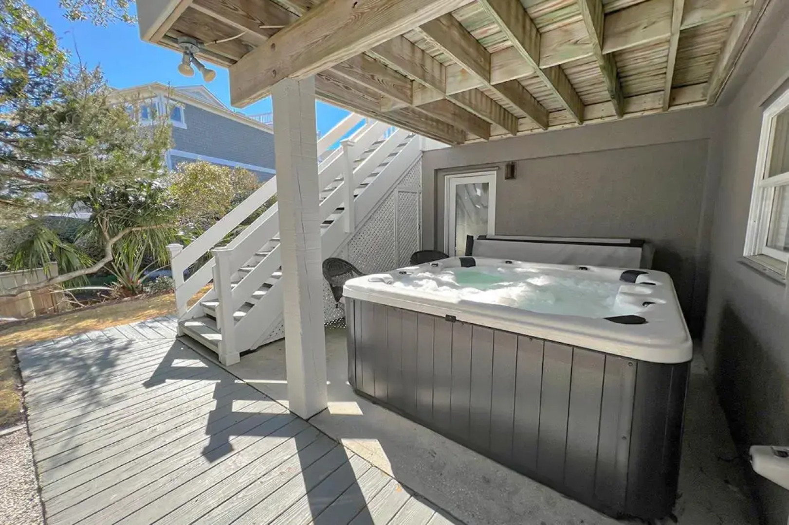 Family Tides by Sea Scape Properties