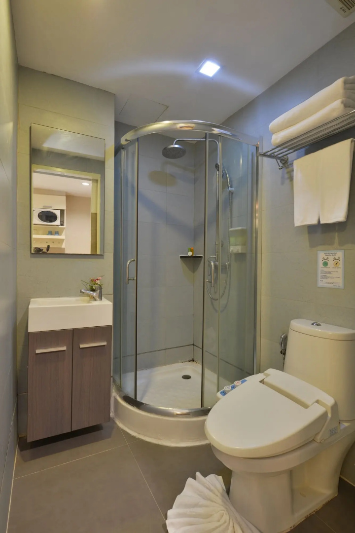 Отель Arawana Express Phromphong