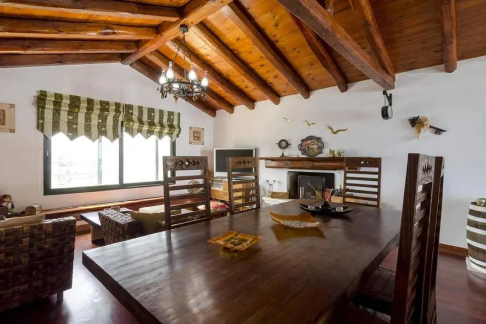 Korina’s wood house