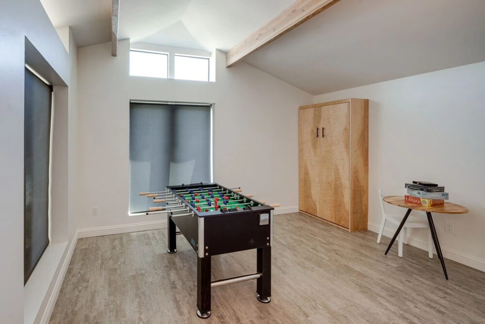 Bakersfield Oasis: Private Pool, Hot Tub & Patio!