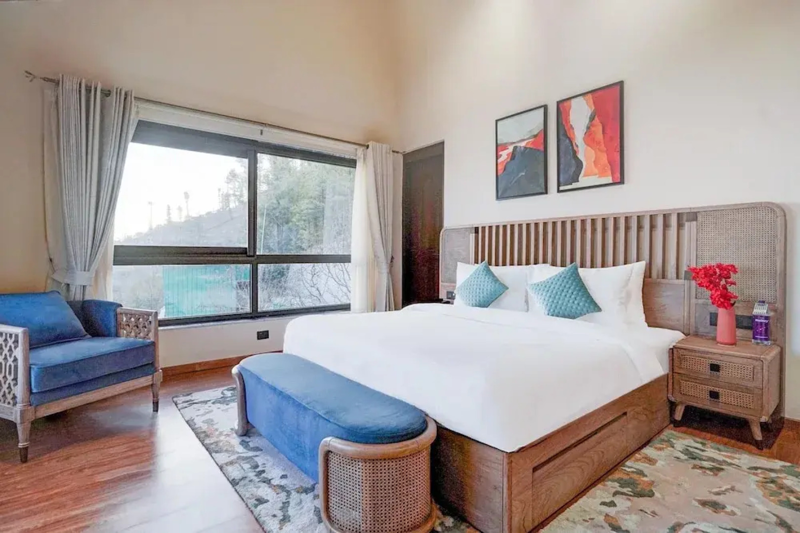 Sunday Premium 5 BHK Villa Mihika, Shimla