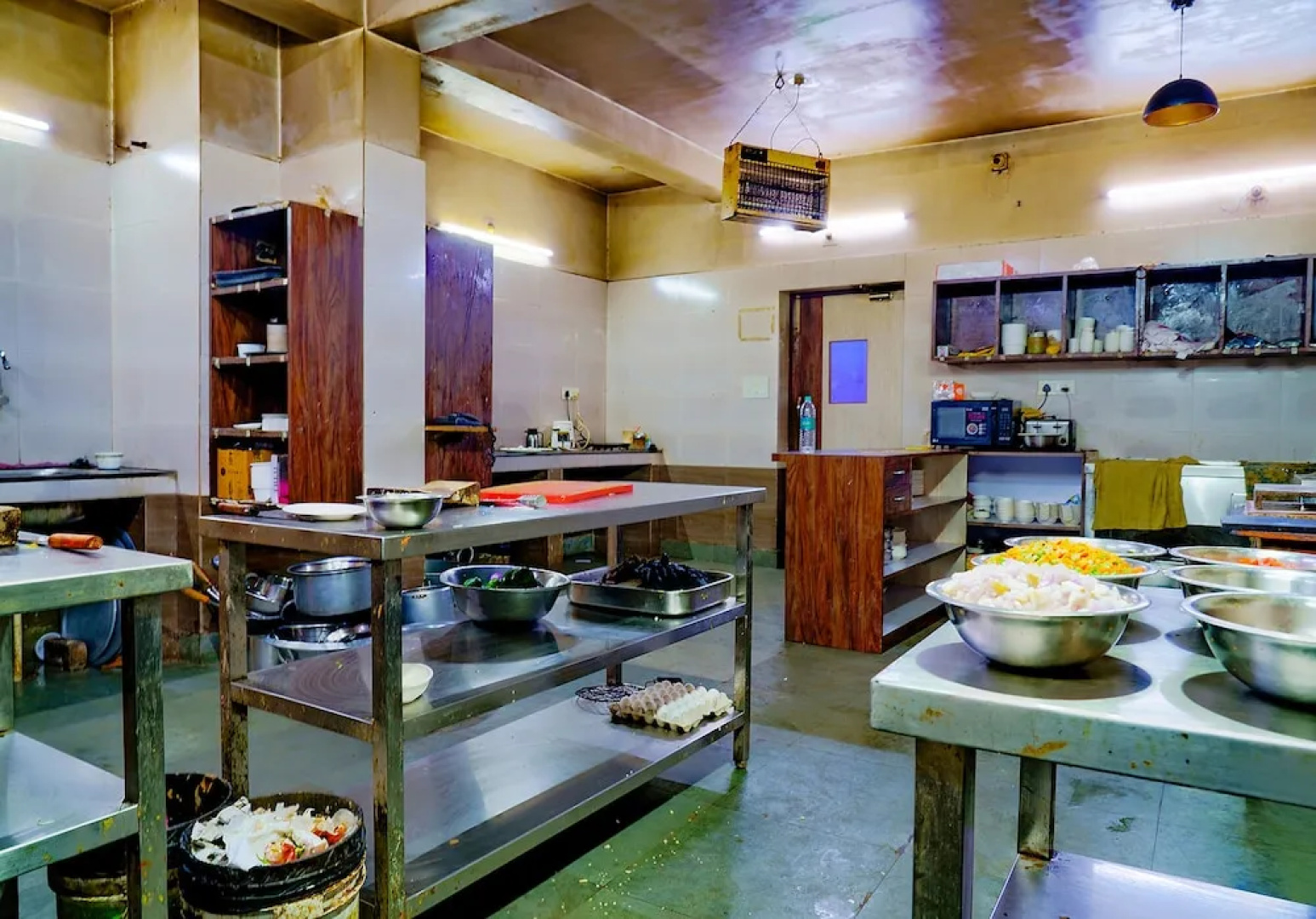 Fabhotel Kanchan Plaza
