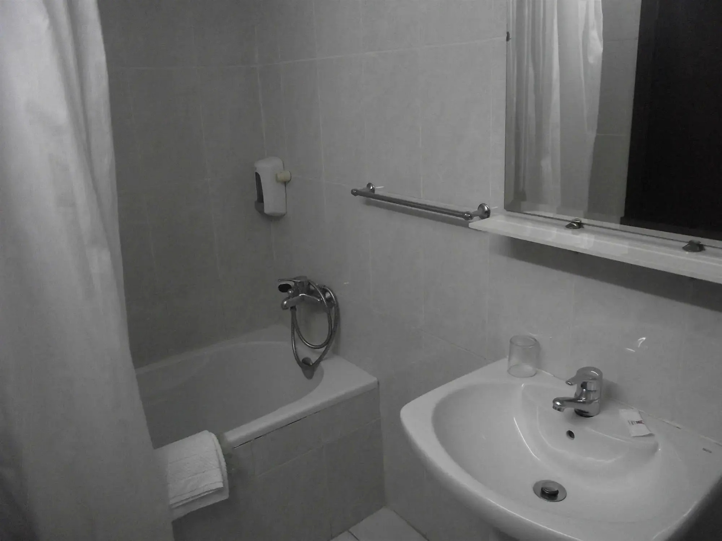 Hotel 4 Estações