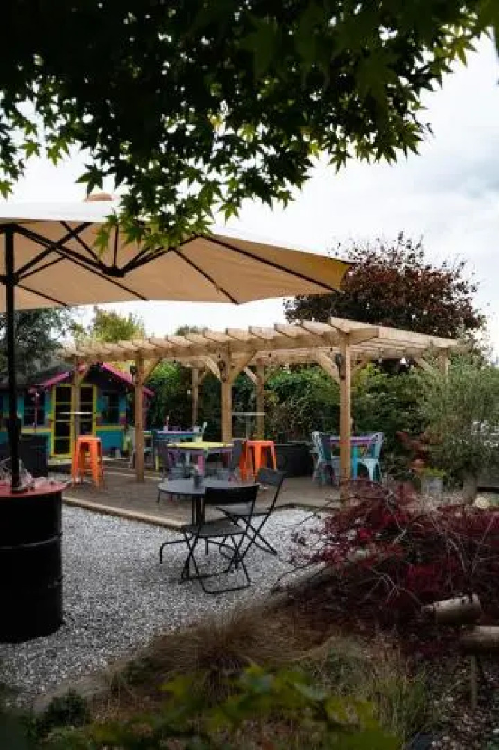 Laburnum Guest House at Bistro Englaze