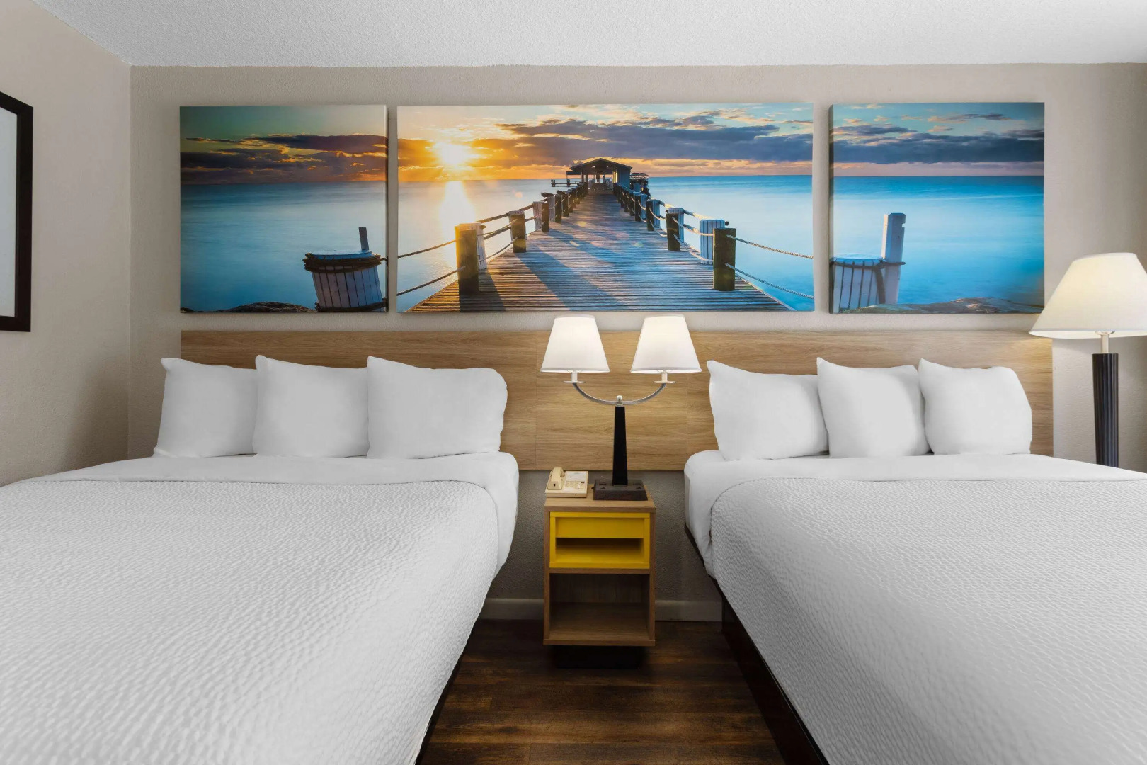 Days Inn by Wyndham St. Petersburg Central