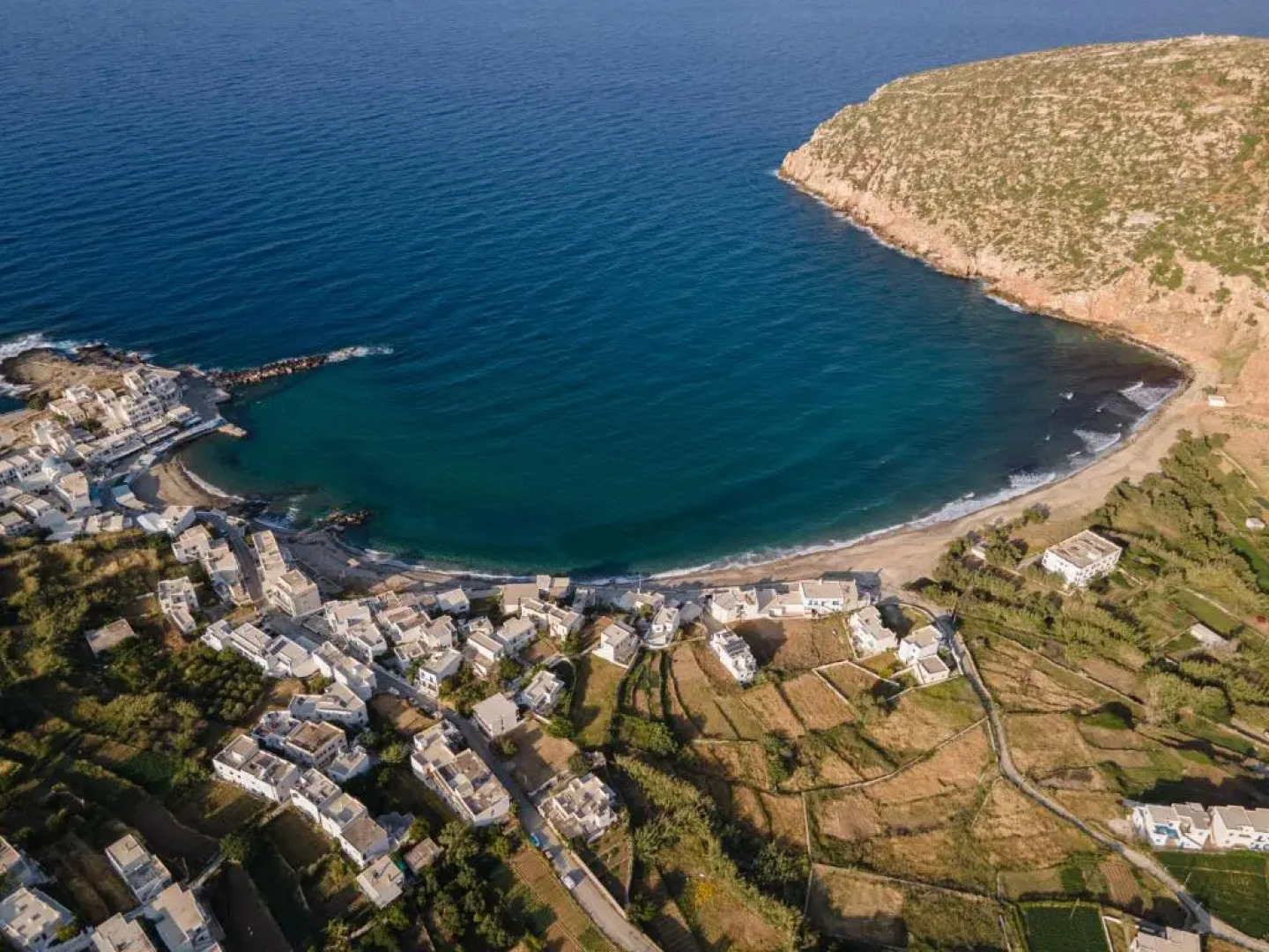 white house apollon naxos