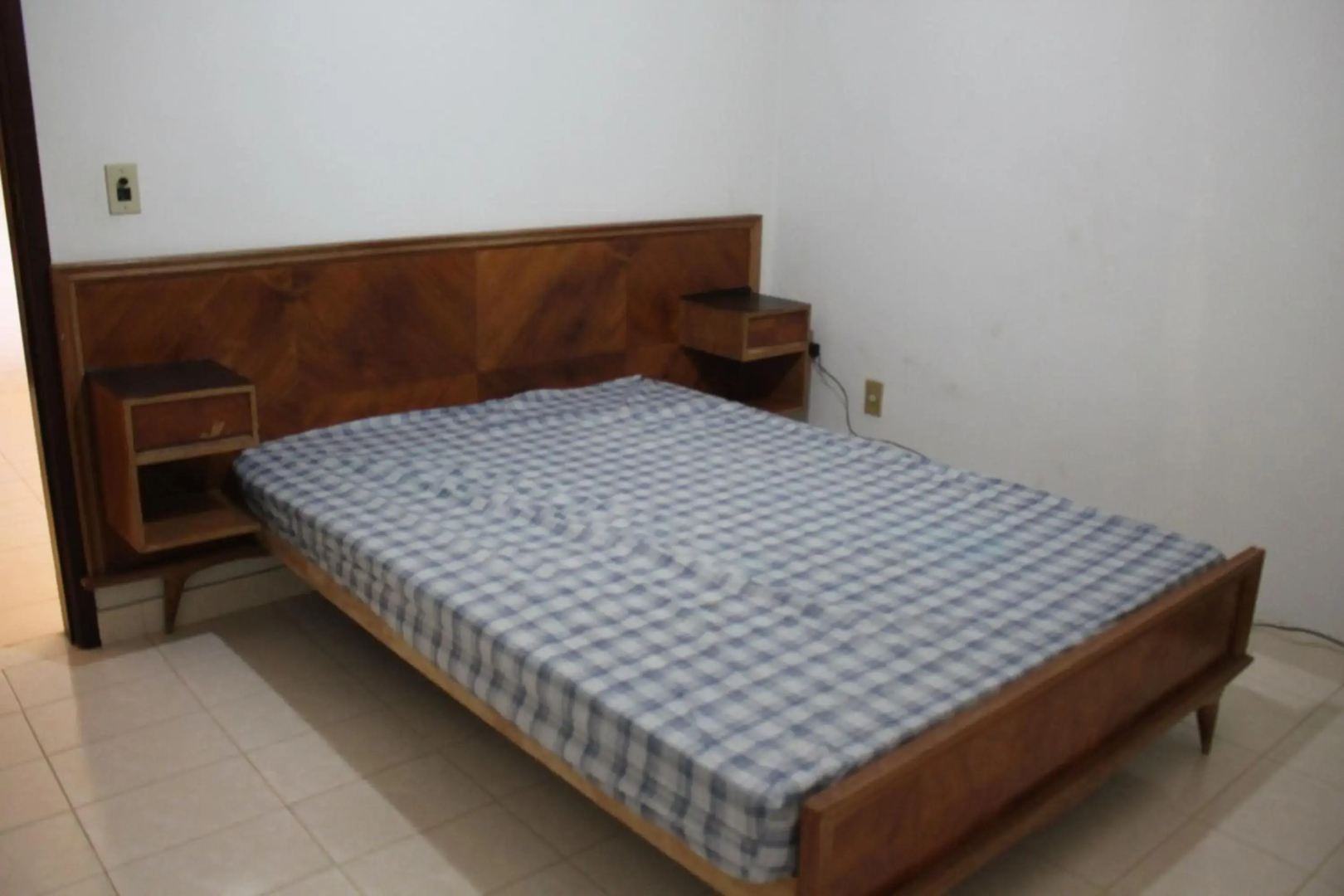 Casa muito espaçosa privativa com Piscina, Churrasqueira e área gourmet